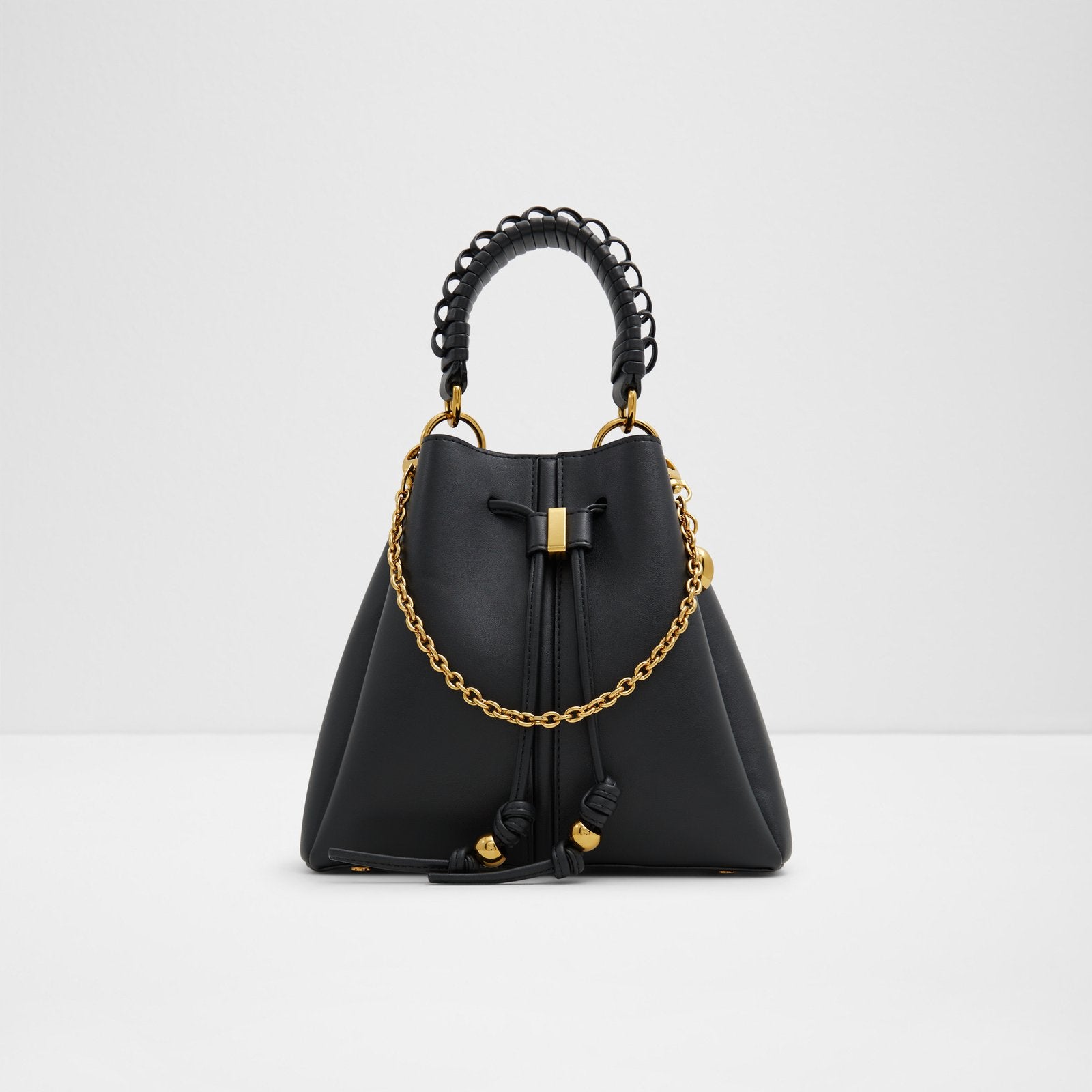 Bucket bag with chain detail online