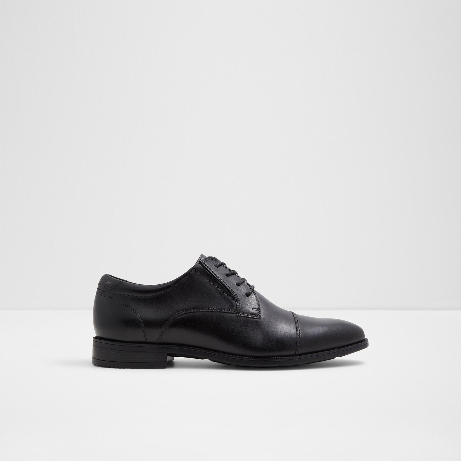 k-⭐︎ 【ALDO】メンズ革靴　28センチ程度 cortleyflex-in_black_001-001-