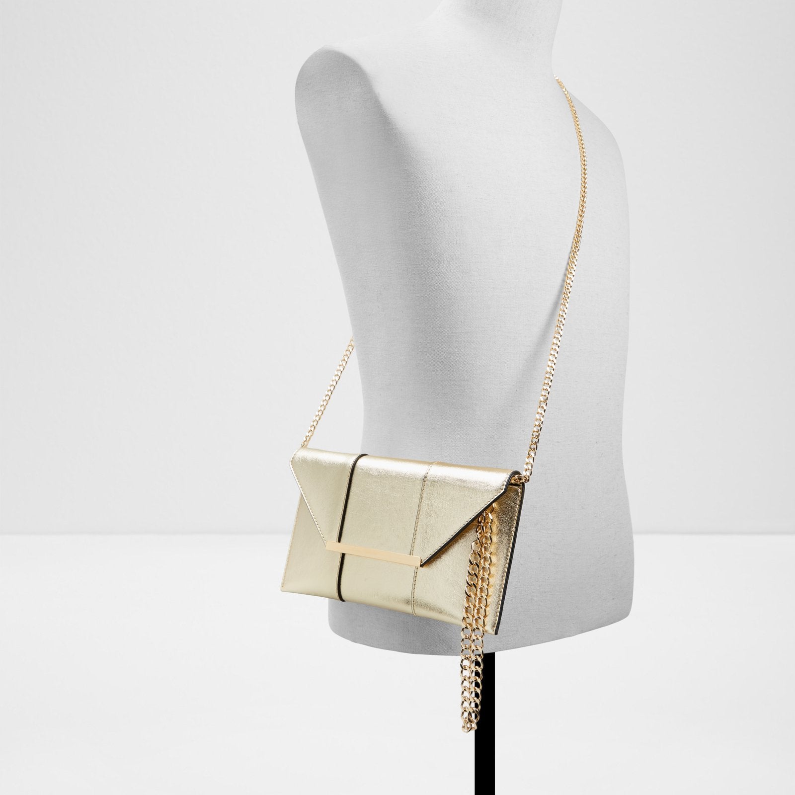 Women s Clutches Evening Bags Handbags At ALDO Shoes UK women-s-clutches-evening-bags-handbags-at-aldo-shoes-uk