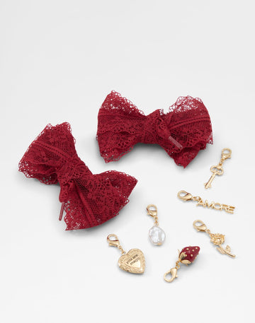 Romancer - Shoelaces And Imitation Jewelry Set