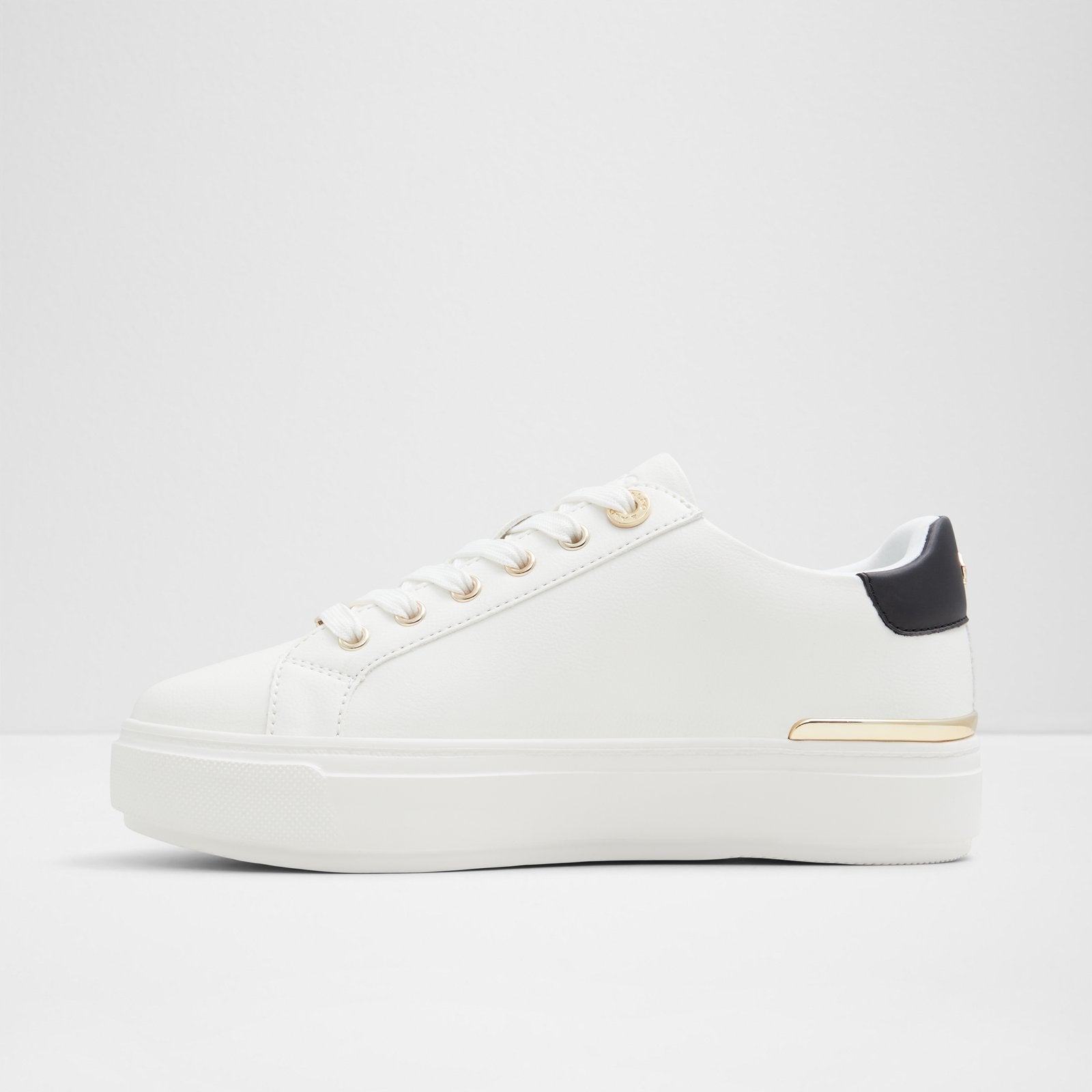 Aldo Women's Fashion Athletics Visuetti White